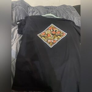 Salty crew tee shirt
